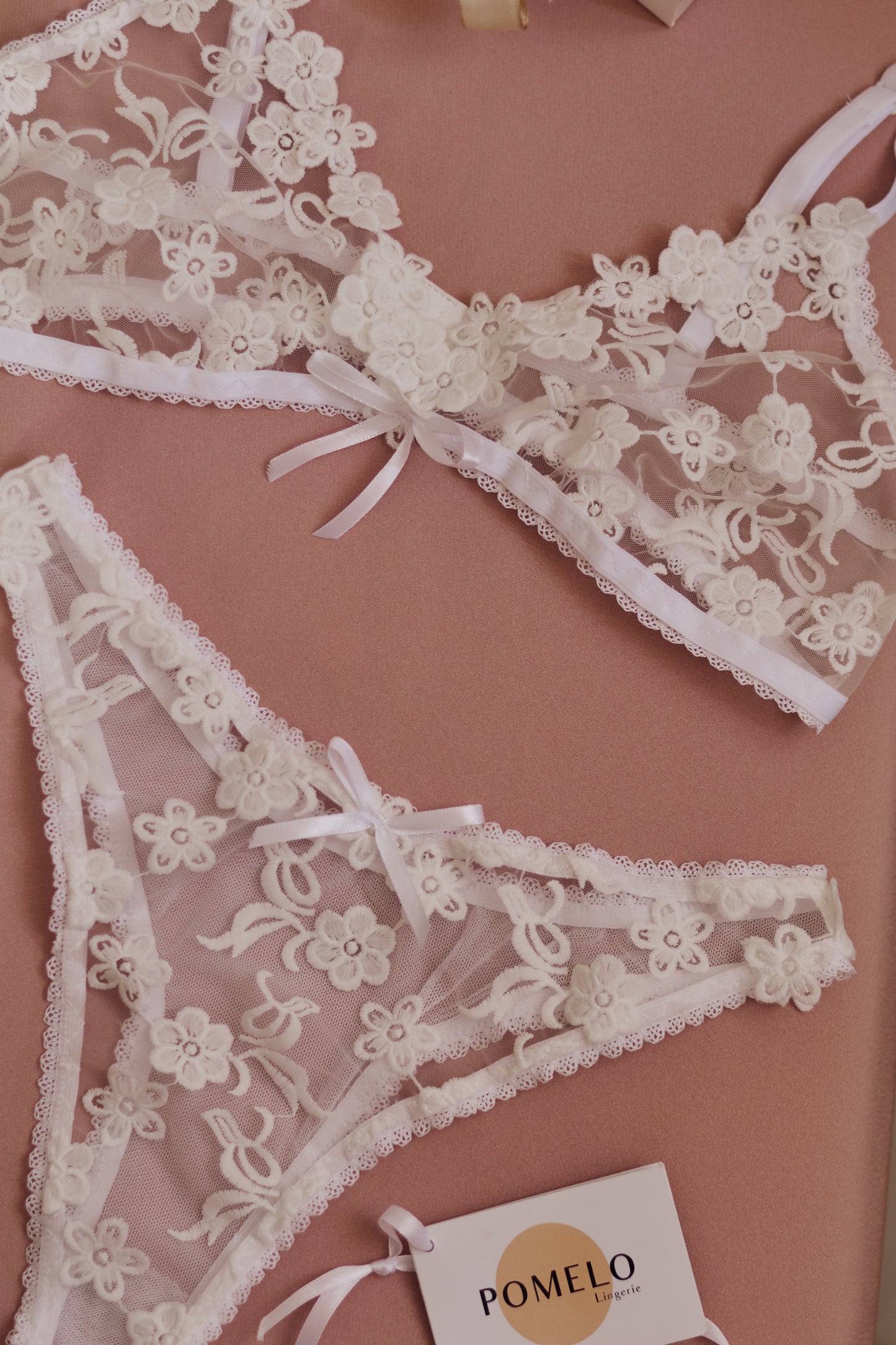Conjunto Emily
